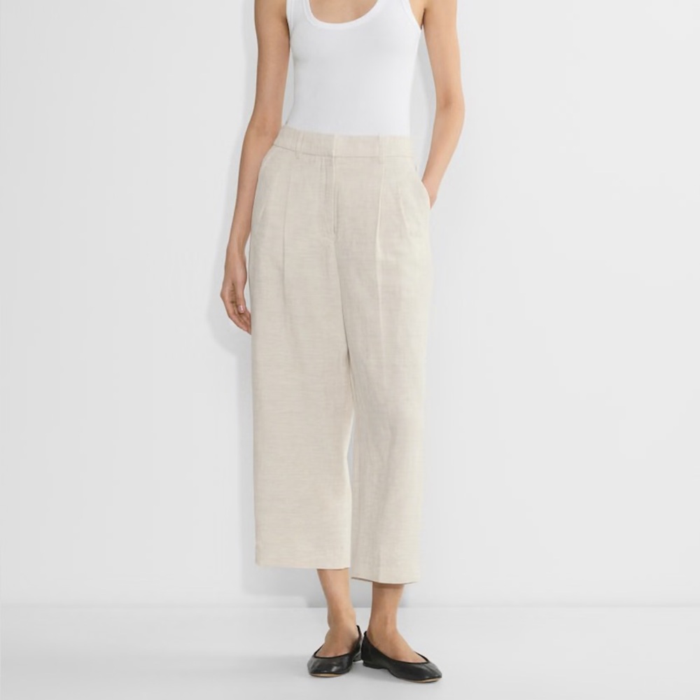 Aritizia Effortless Linen Crop Pant